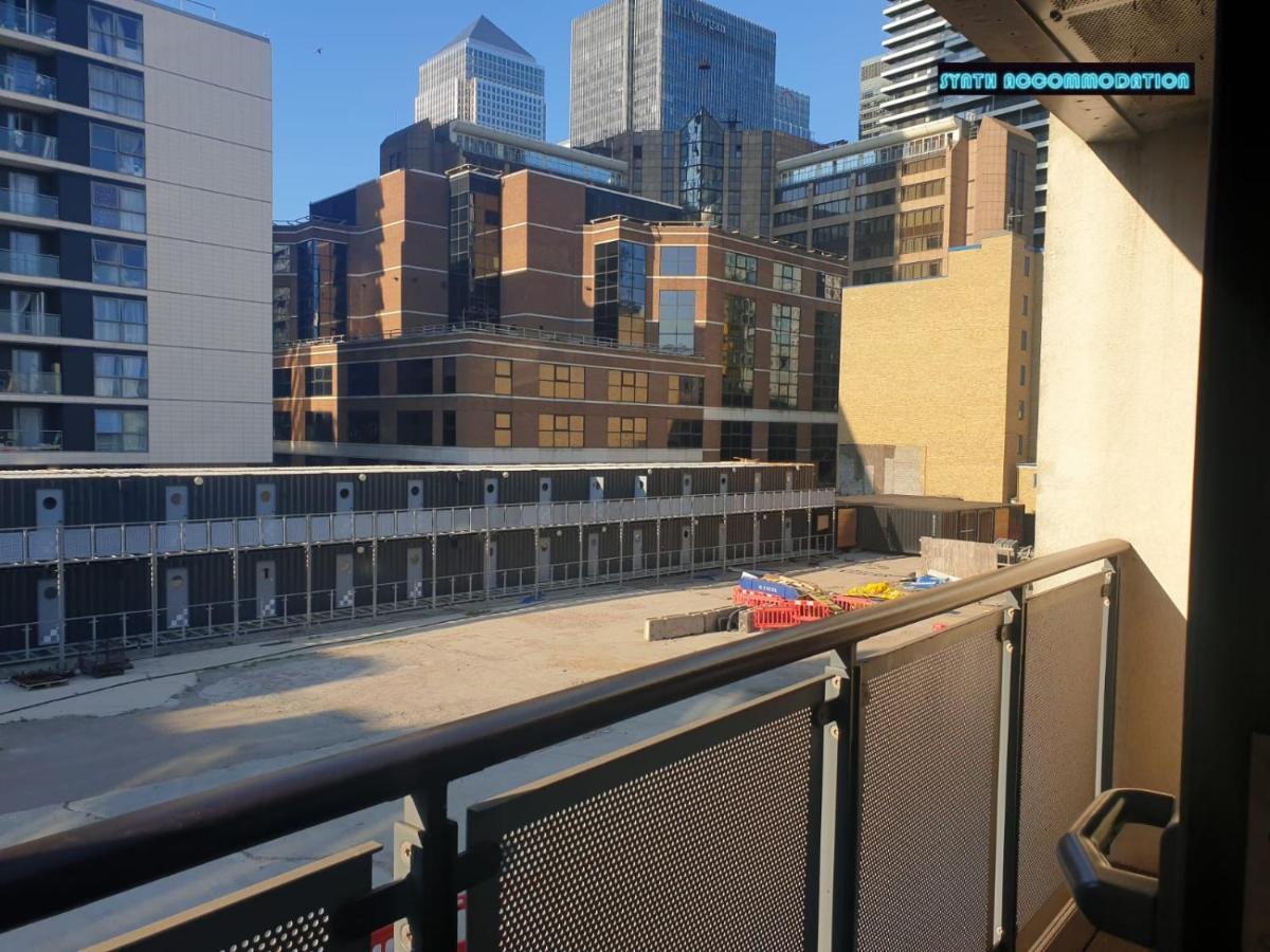 80S Retro 1Bed Studio Serviced Apartment Canary Wharf Perfect For Solo & Couple Travellers Λονδίνο Εξωτερικό φωτογραφία